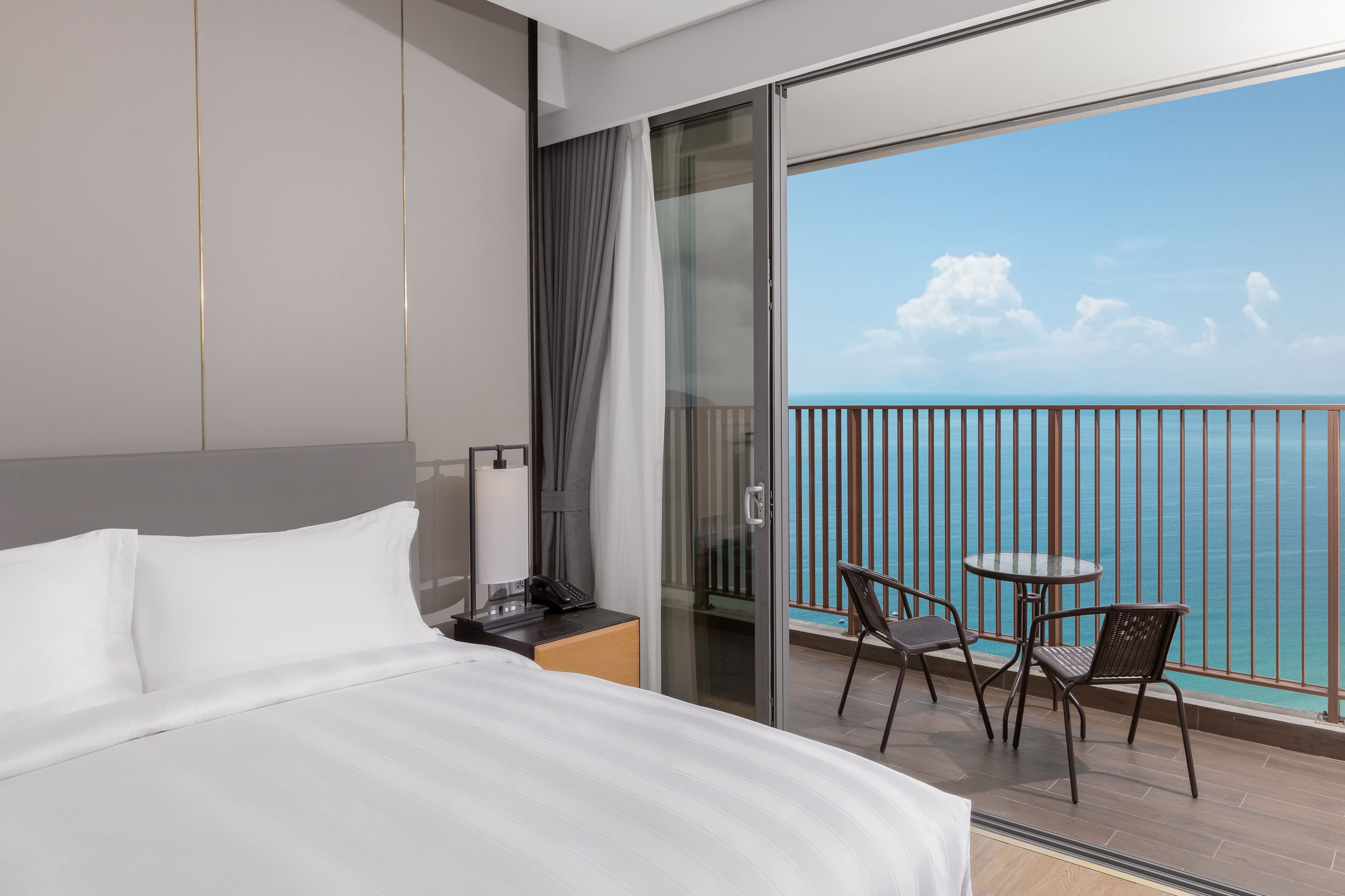 2-Bedroom Deluxe Family Suite Ocean View