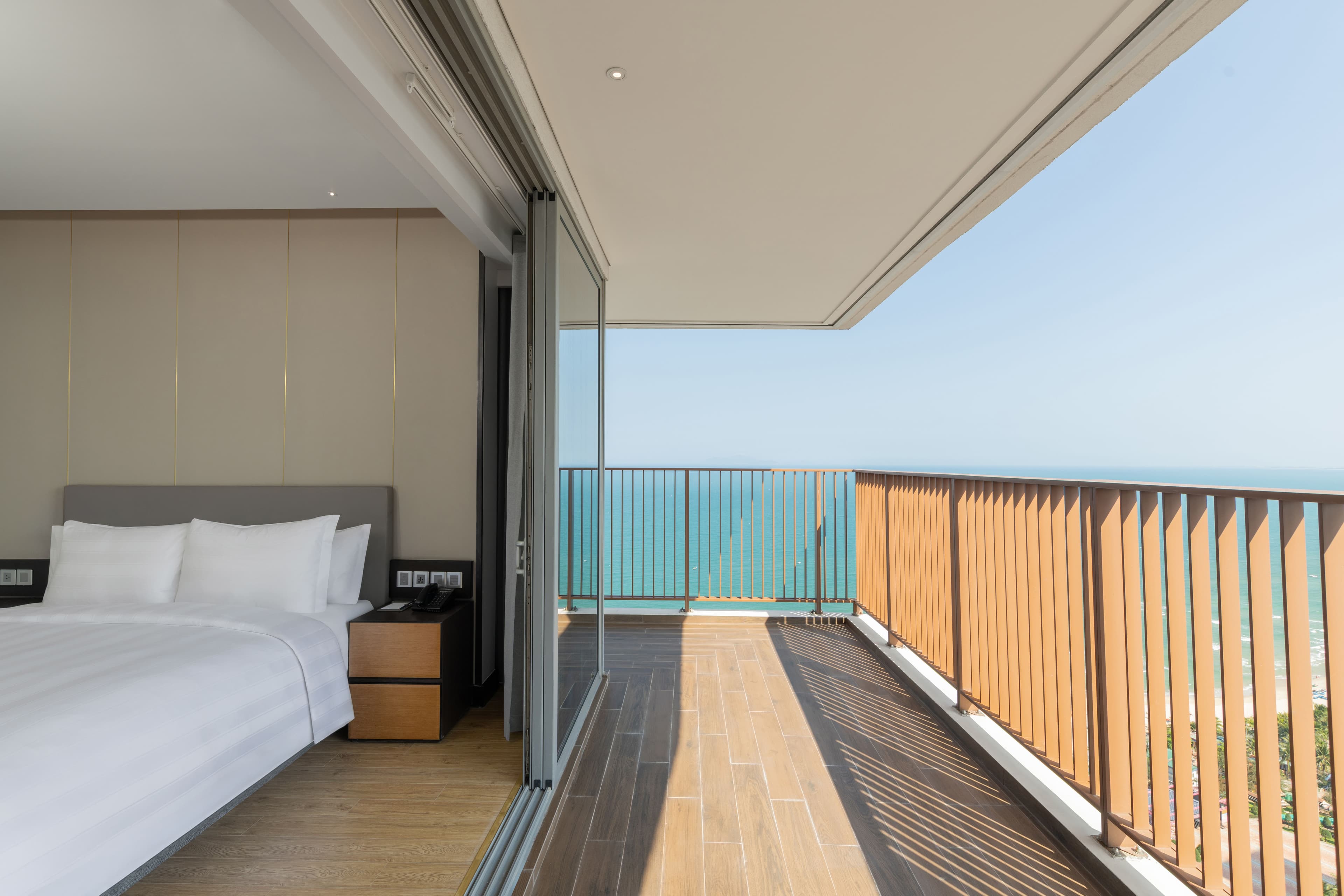 3-Bedroom Grand Suite Panoramic Ocean View